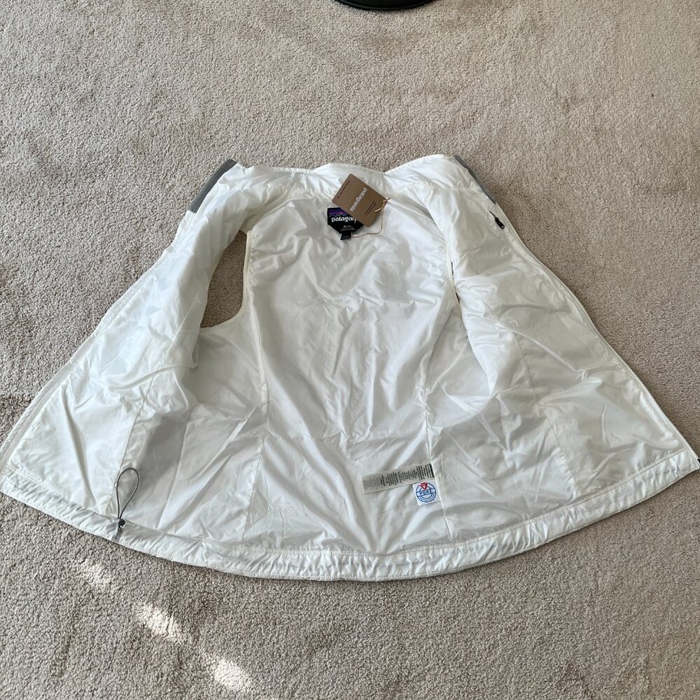 New Women's Patagonia Nano Puff Insulated Vest 84247 BIRCH WHITE Medium - Picture 3 of 10